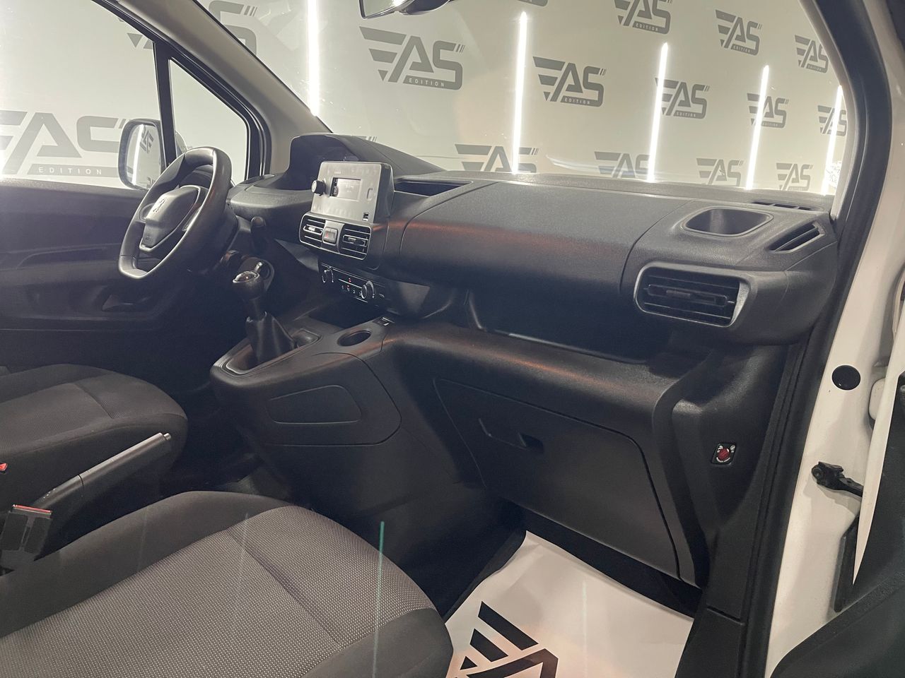 Imagen 112 del Peugeot Rifter en Auto Select Edition, Figueres