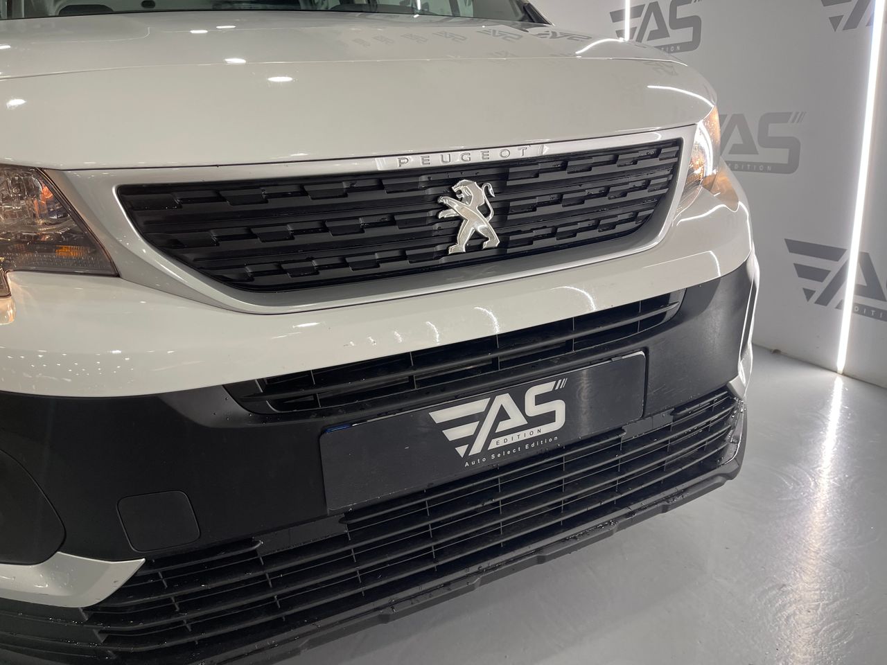 Imagen 32 del Peugeot Rifter en Auto Select Edition, Figueres