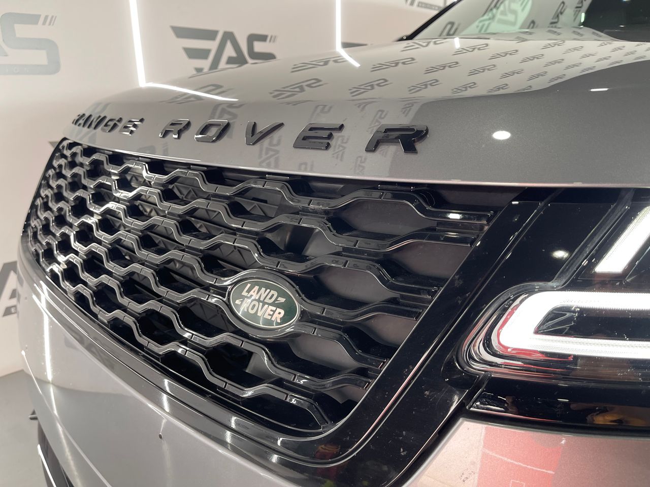 Imagen 33 del Land-Rover Range Rover Velar en Auto Select Edition, Figueres