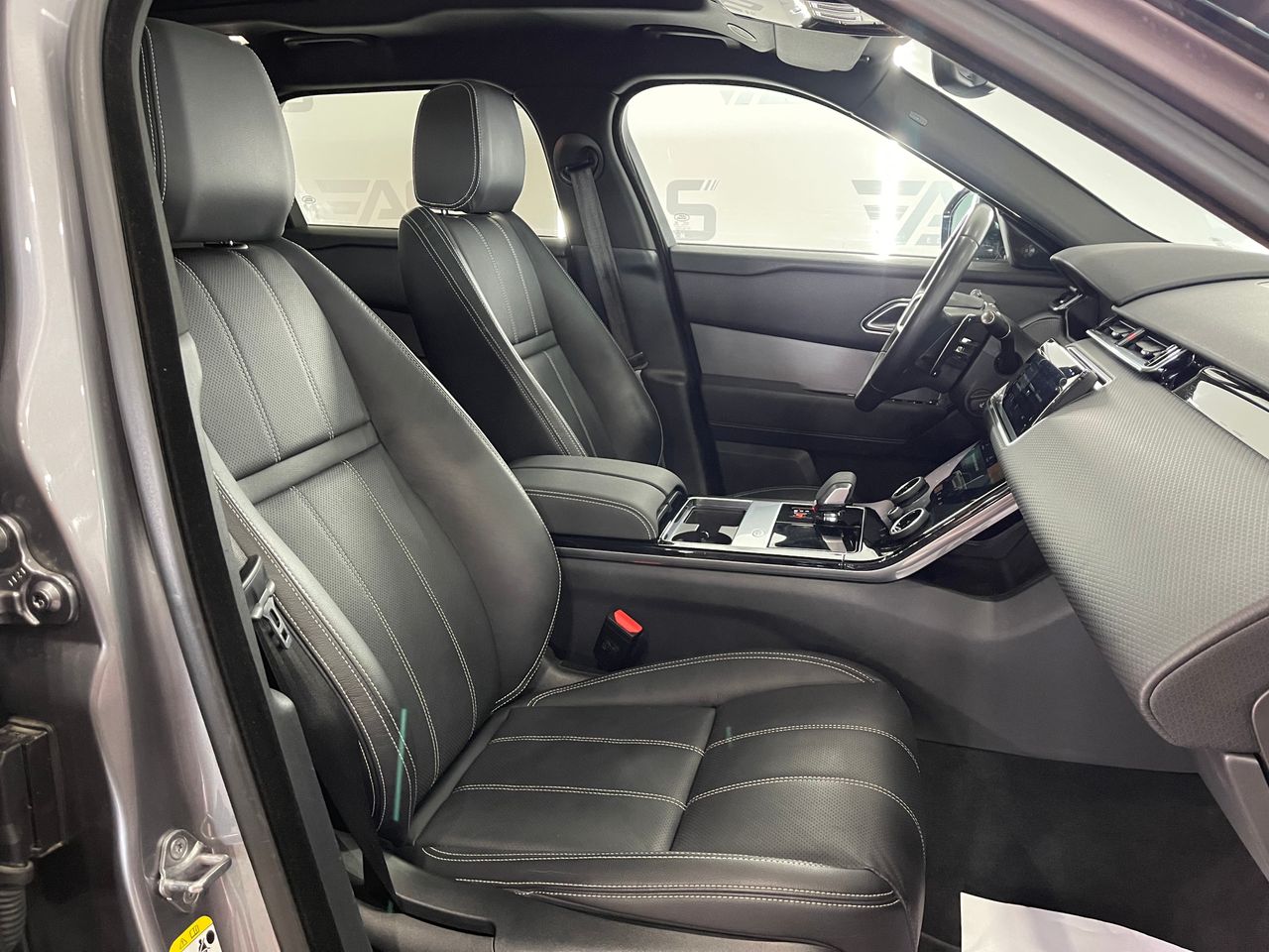 Imagen 166 del Land-Rover Range Rover Velar en Auto Select Edition, Figueres