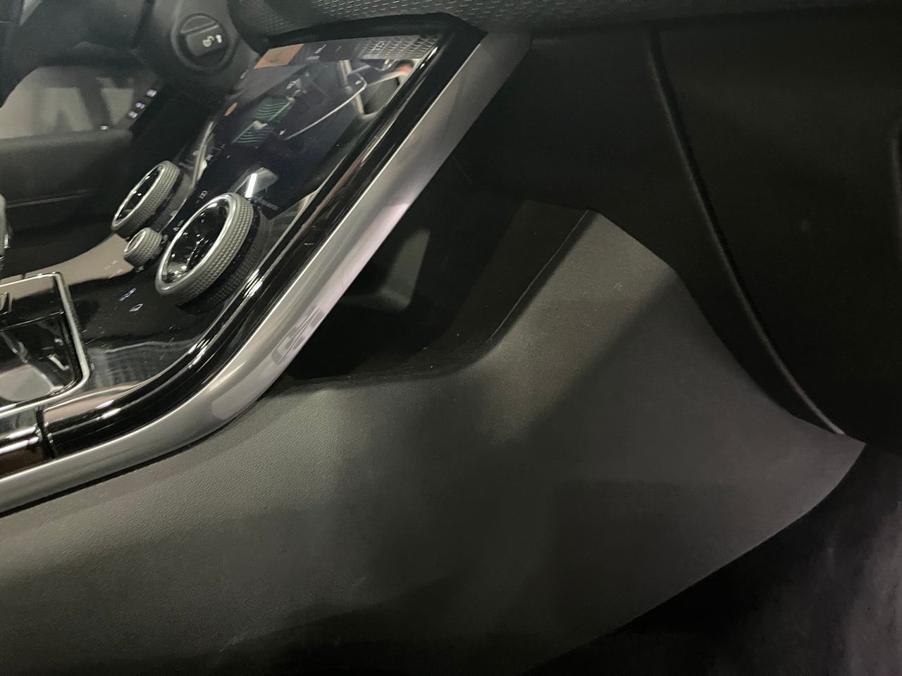 Imagen 135 del Land-Rover Range Rover Velar en Auto Select Edition, Figueres