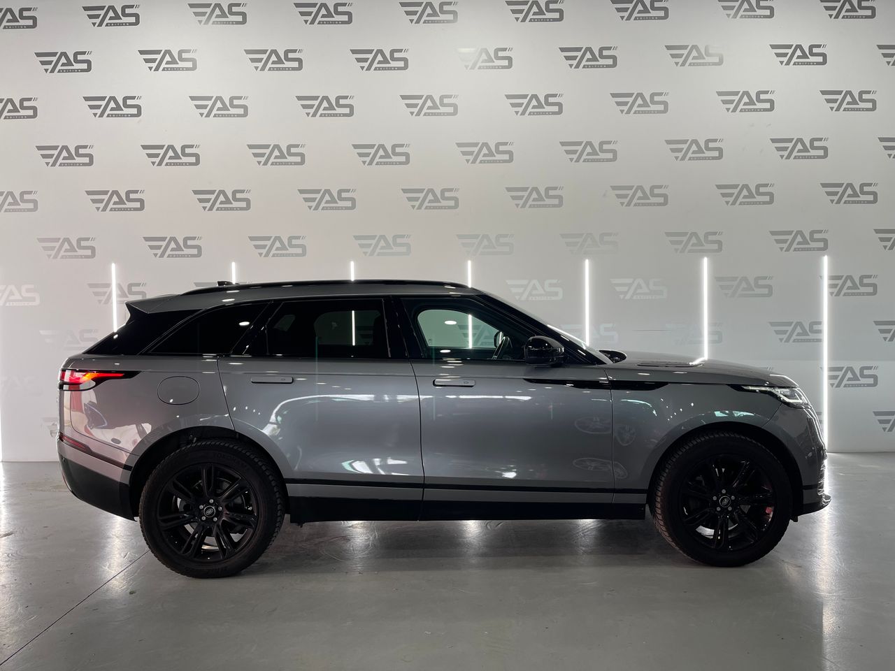 Imagen 7 del Land-Rover Range Rover Velar en Auto Select Edition, Figueres