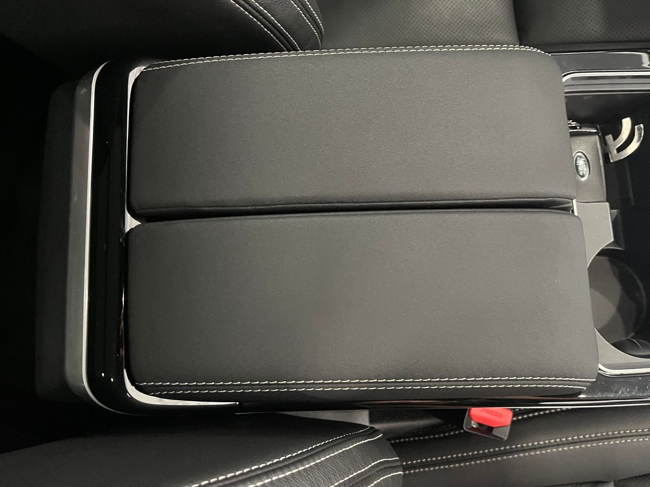 Imagen 131 del Land-Rover Range Rover Velar en Auto Select Edition, Figueres
