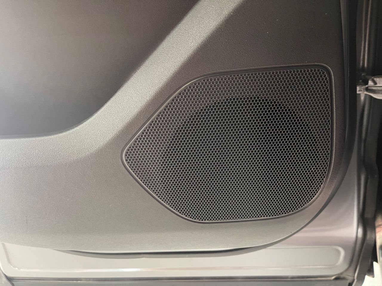 Imagen 106 del Land-Rover Range Rover Velar en Auto Select Edition, Figueres