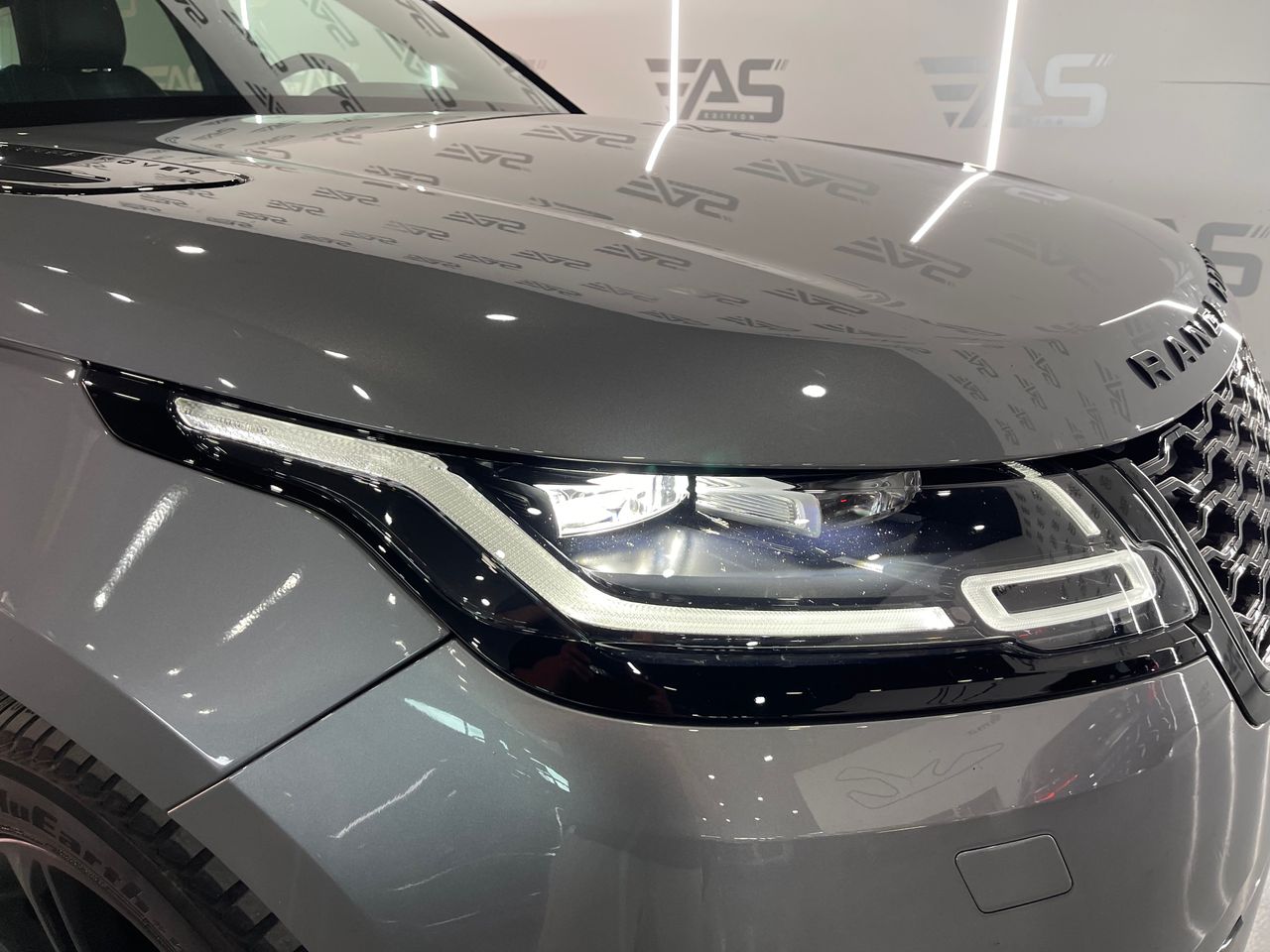 Imagen 39 del Land-Rover Range Rover Velar en Auto Select Edition, Figueres