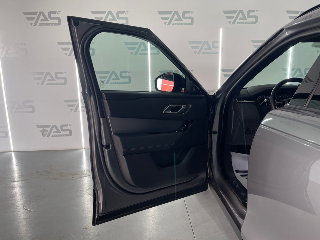 Imagen 90 del Land-Rover Range Rover Velar en Auto Select Edition, Figueres
