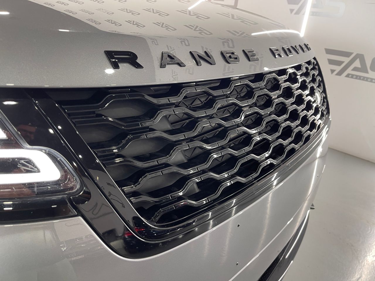 Imagen 42 del Land-Rover Range Rover Velar en Auto Select Edition, Figueres