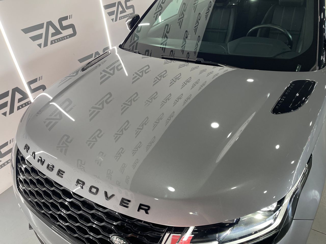 Imagen 28 del Land-Rover Range Rover Velar en Auto Select Edition, Figueres