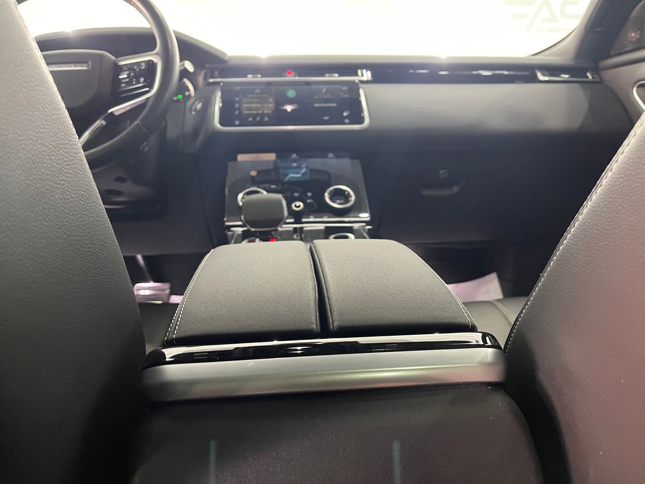 Imagen 108 del Land-Rover Range Rover Velar en Auto Select Edition, Figueres