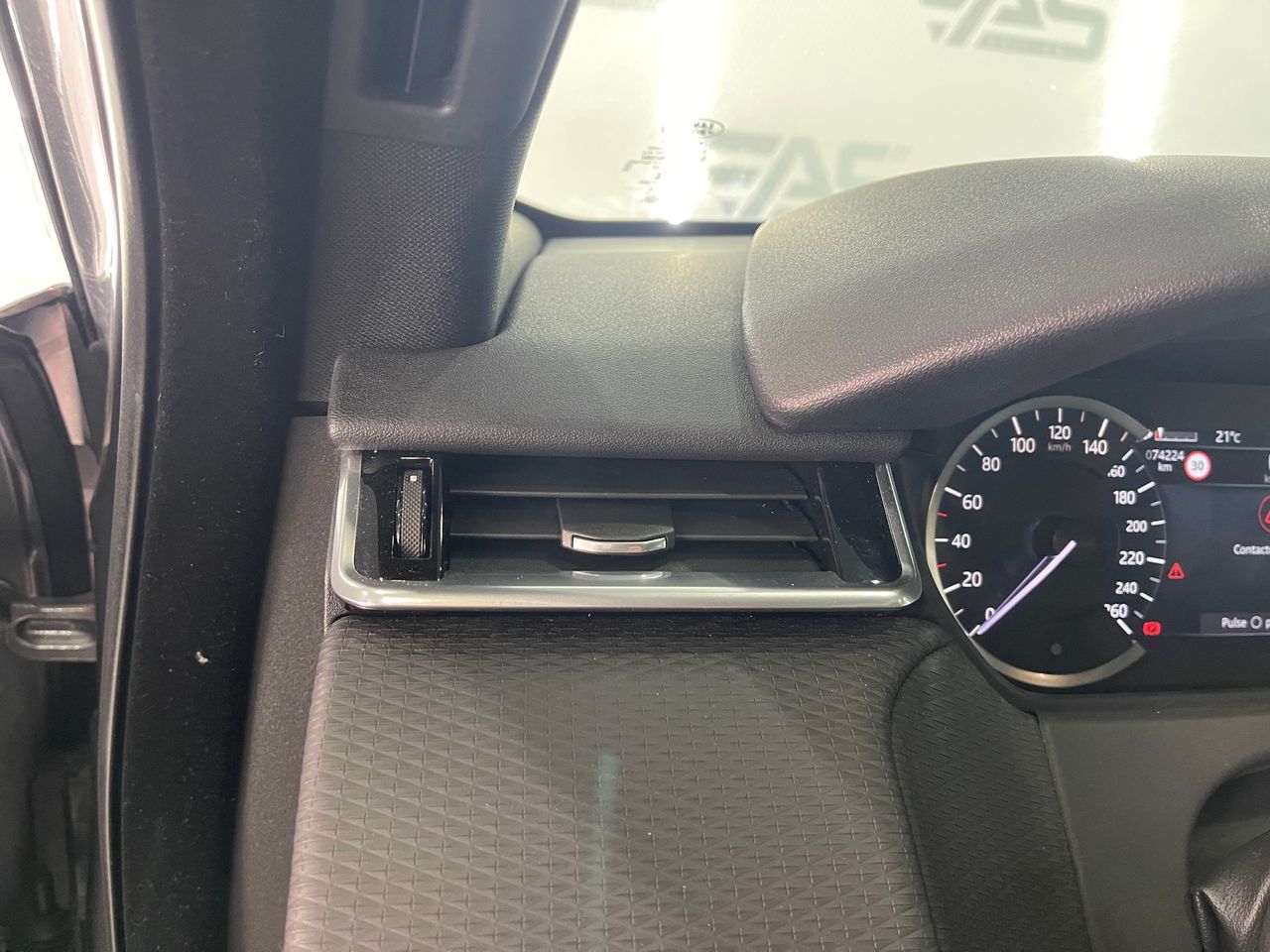 Imagen 98 del Land-Rover Range Rover Velar en Auto Select Edition, Figueres