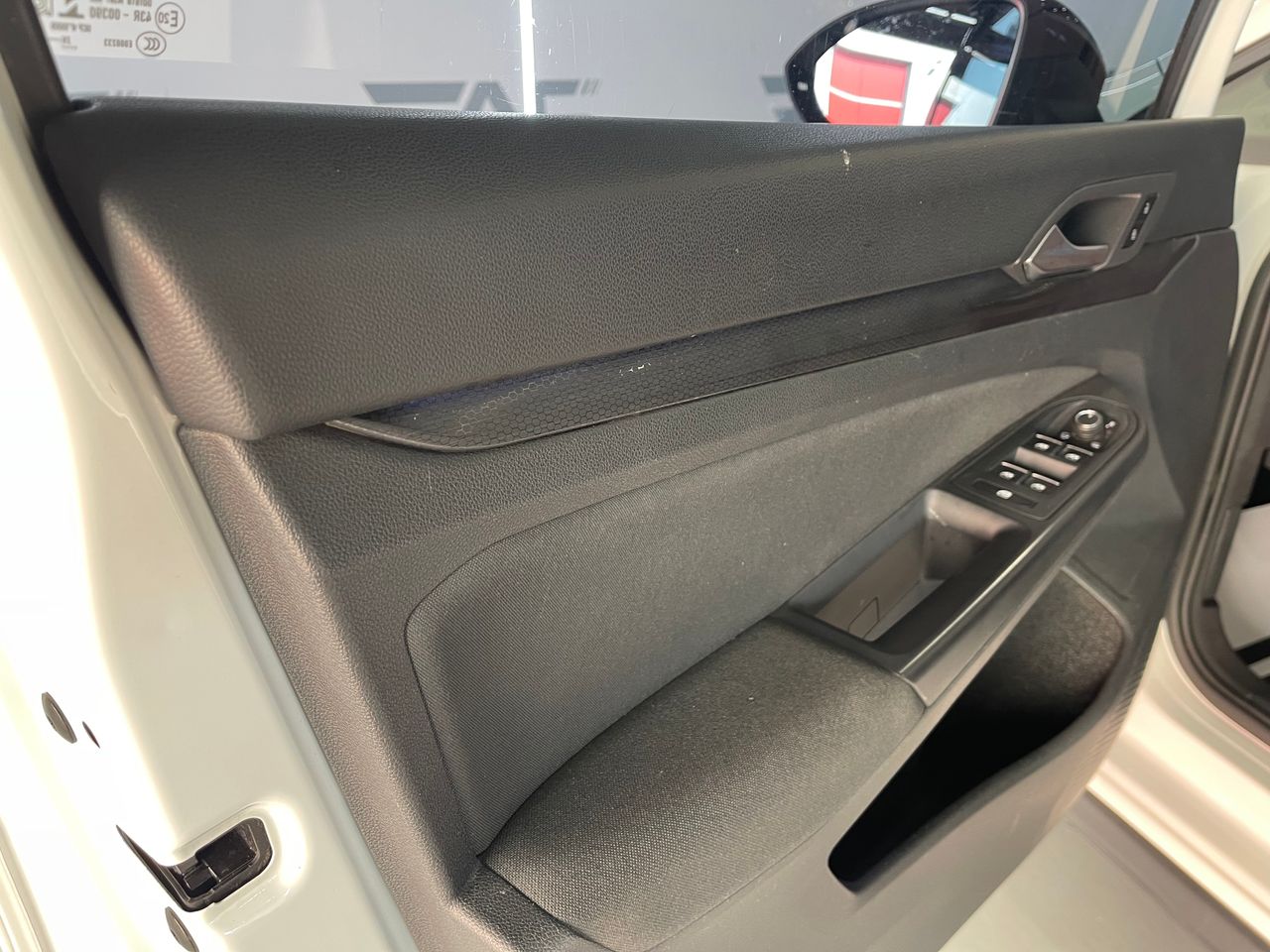 Imagen 105 del Volkswagen Golf en Auto Select Edition, Figueres