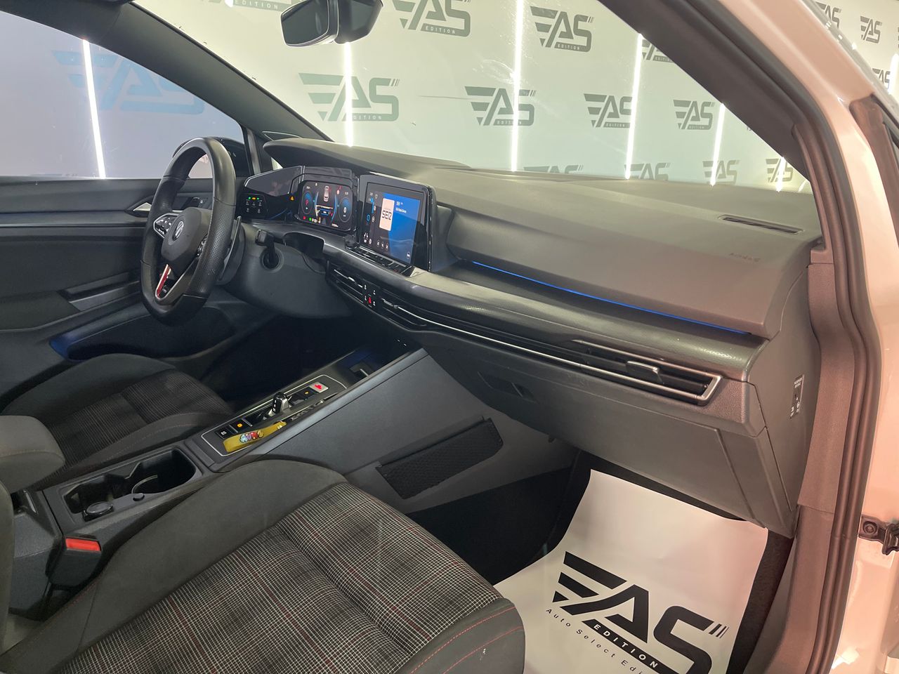 Imagen 169 del Volkswagen Golf en Auto Select Edition, Figueres