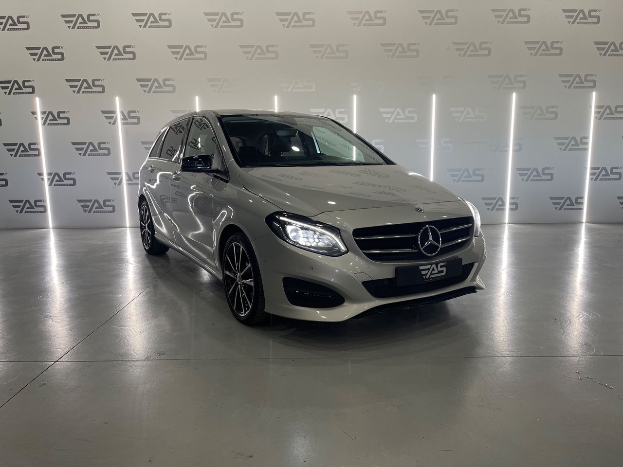 Imagen 3 del Mercedes Clase B en Auto Select Edition, Figueres