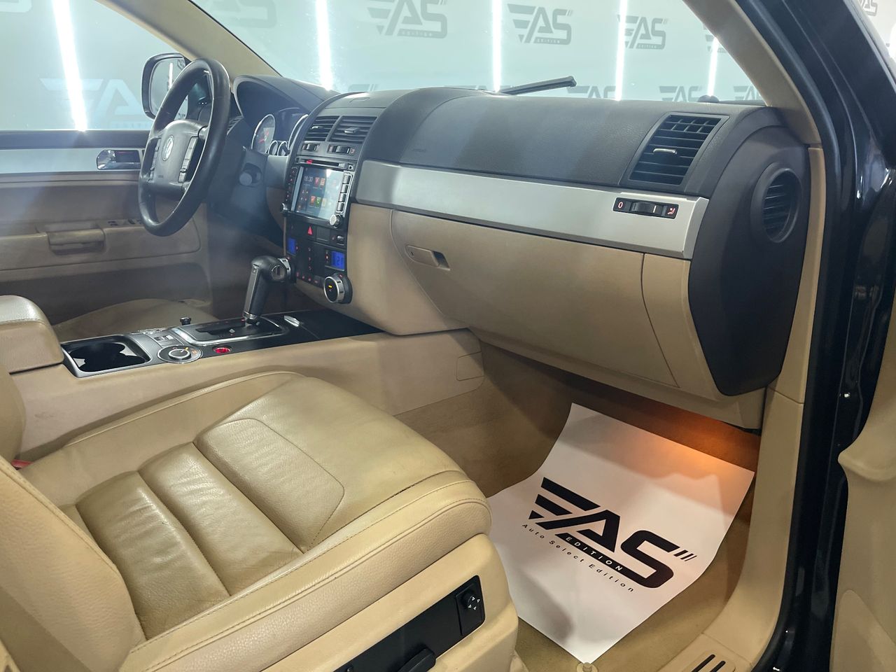 Imagen 156 del Volkswagen Touareg en Auto Select Edition, Figueres