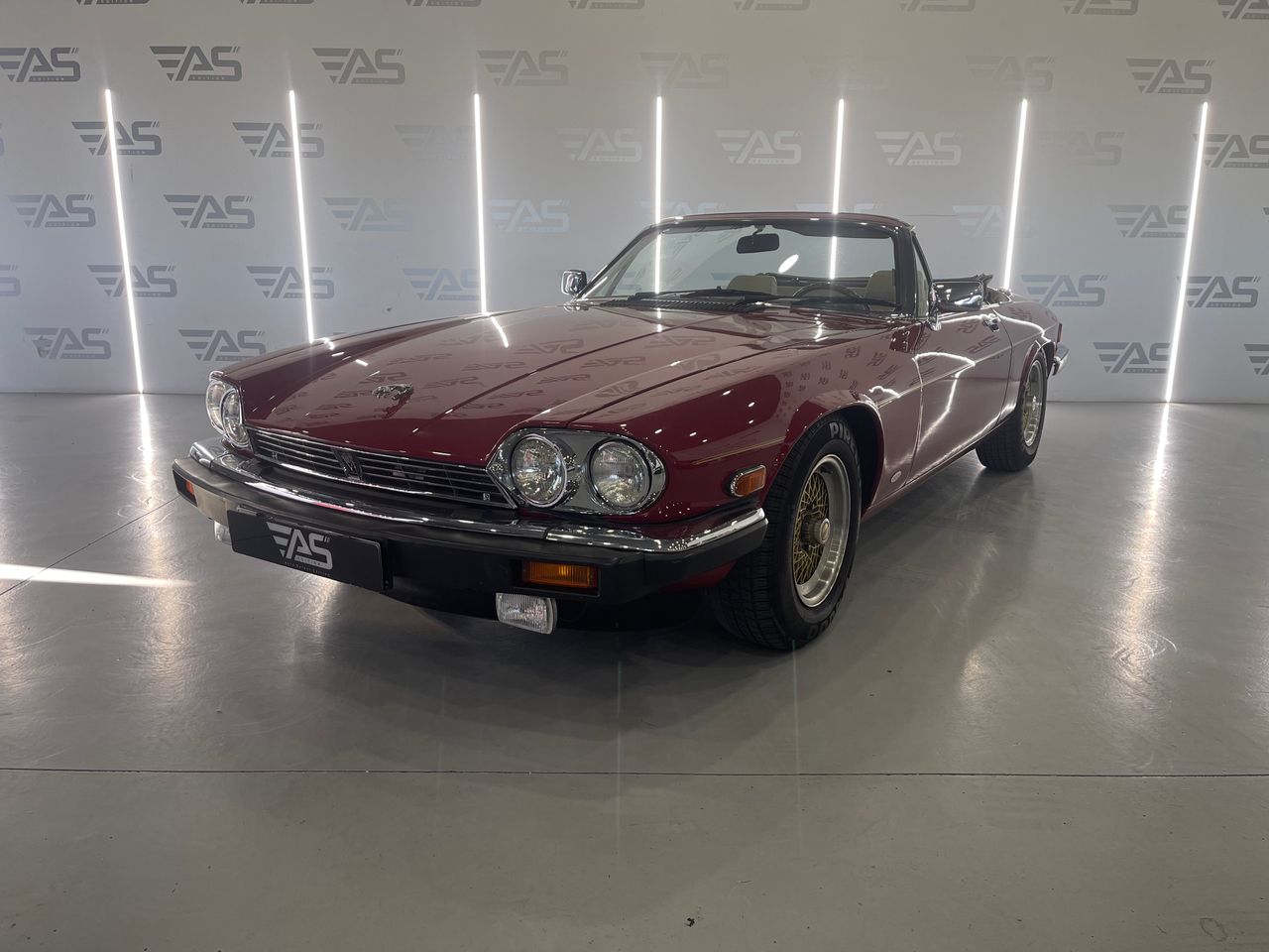 Jaguar XJ S Convertible V12 5.3cc 265cv del 1988 – MUY POCOS KM. !!!