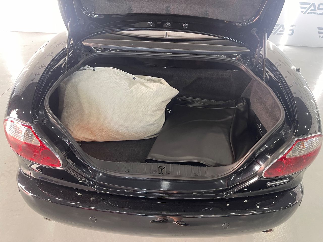Imagen 69 del Jaguar XK en Auto Select Edition, Figueres