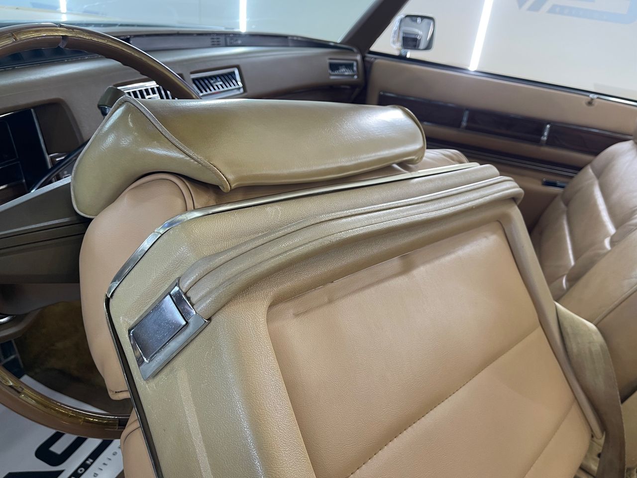 Imagen 76 del Cadillac Eldorado en Auto Select Edition, Figueres
