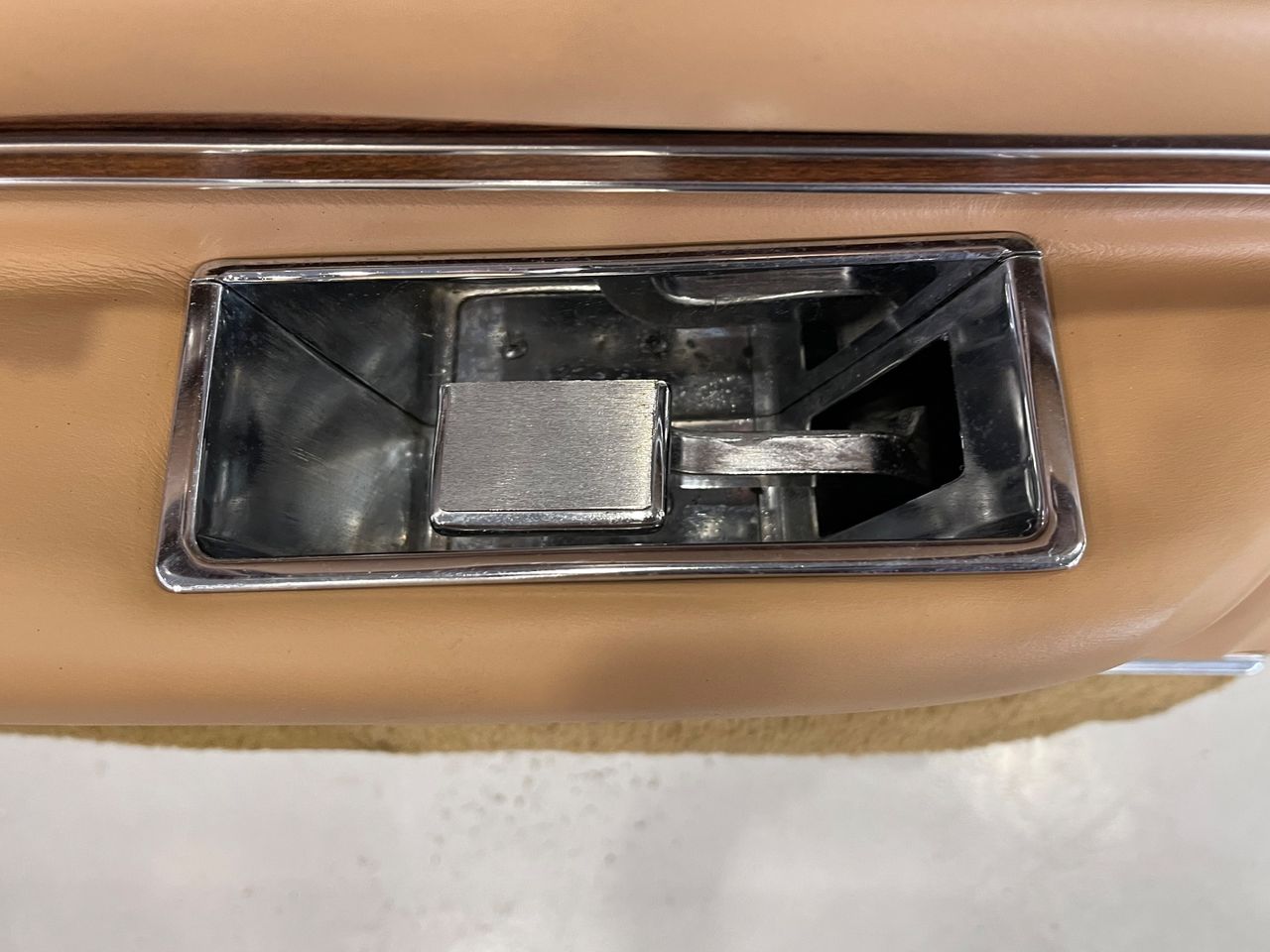 Imagen 103 del Cadillac Eldorado en Auto Select Edition, Figueres
