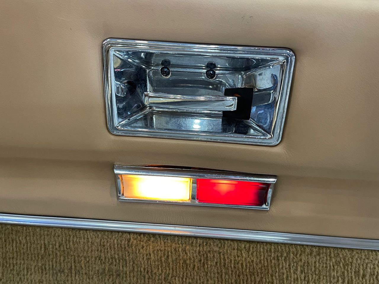 Imagen 106 del Cadillac Eldorado en Auto Select Edition, Figueres