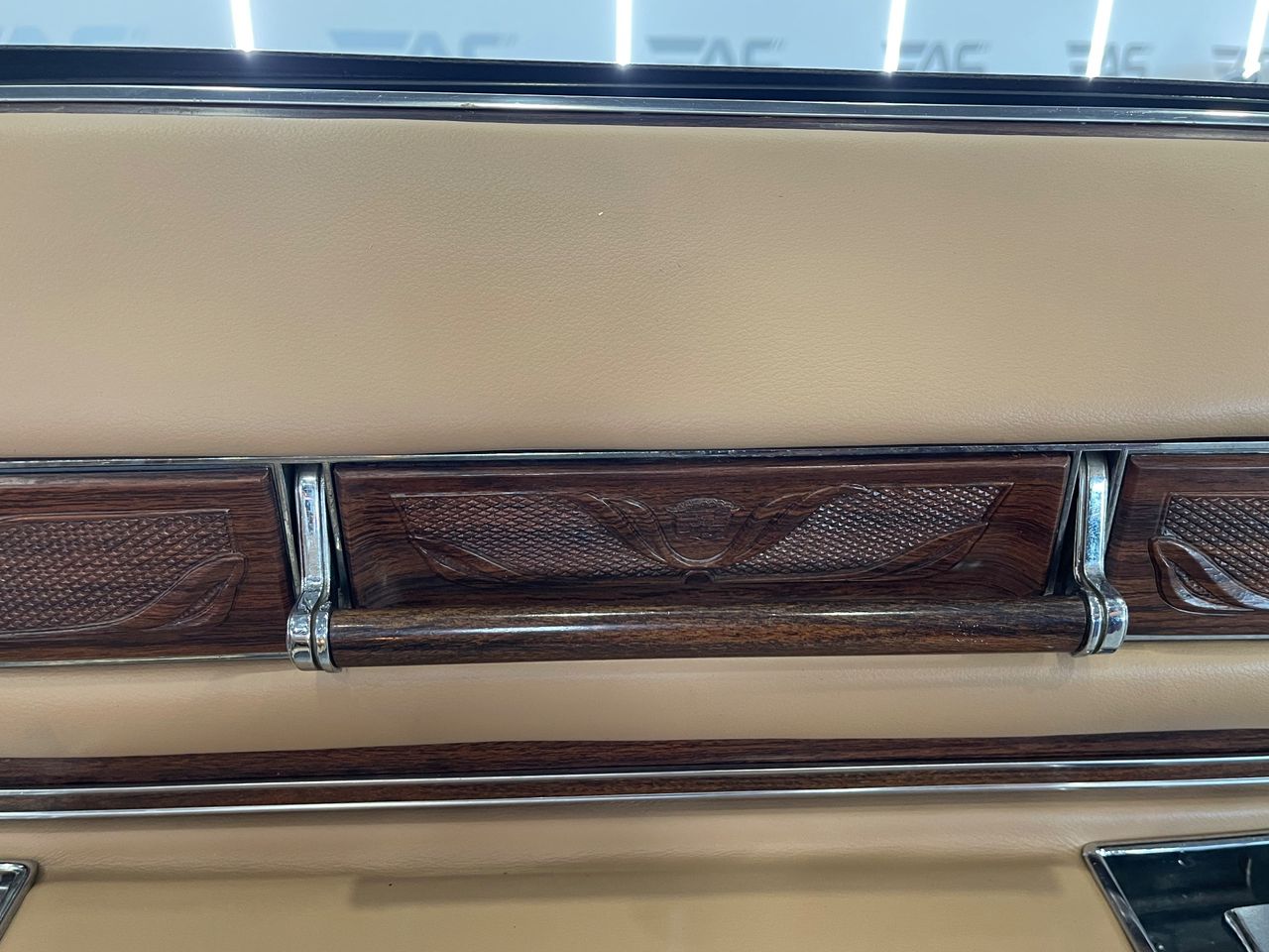 Imagen 101 del Cadillac Eldorado en Auto Select Edition, Figueres