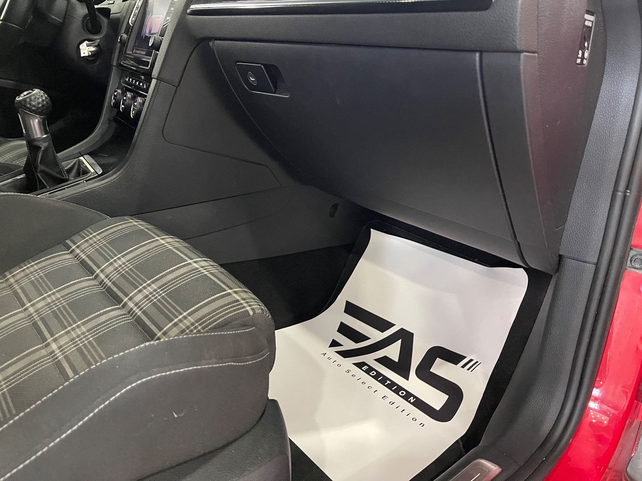 Imagen 120 del Volkswagen Golf en Auto Select Edition, Figueres