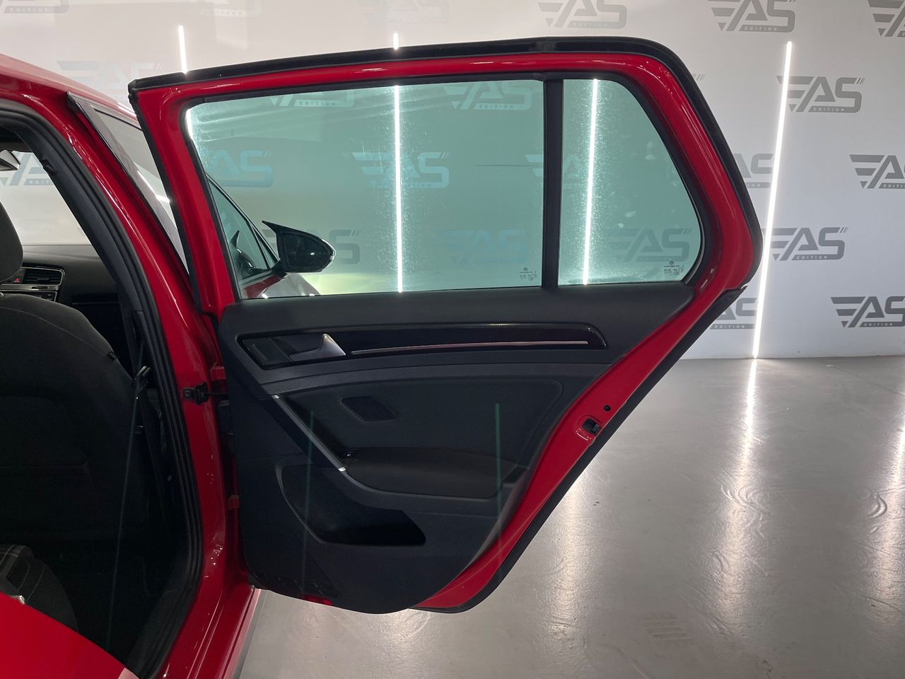 Imagen 102 del Volkswagen Golf en Auto Select Edition, Figueres