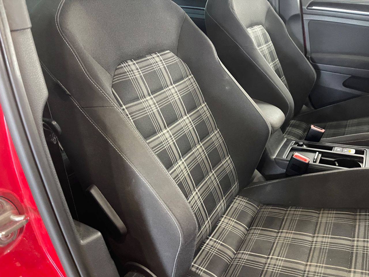 Imagen 145 del Volkswagen Golf en Auto Select Edition, Figueres