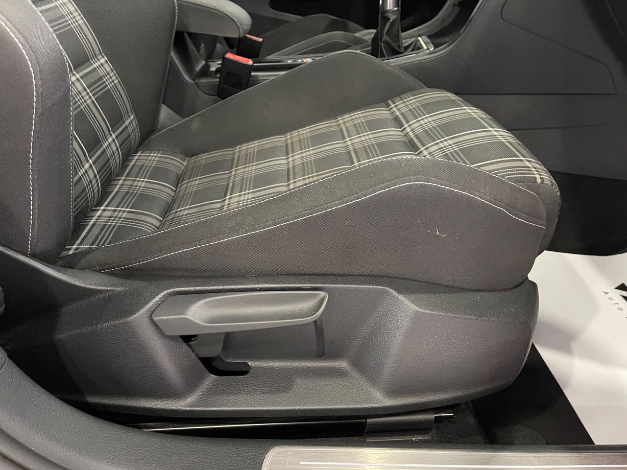 Imagen 119 del Volkswagen Golf en Auto Select Edition, Figueres