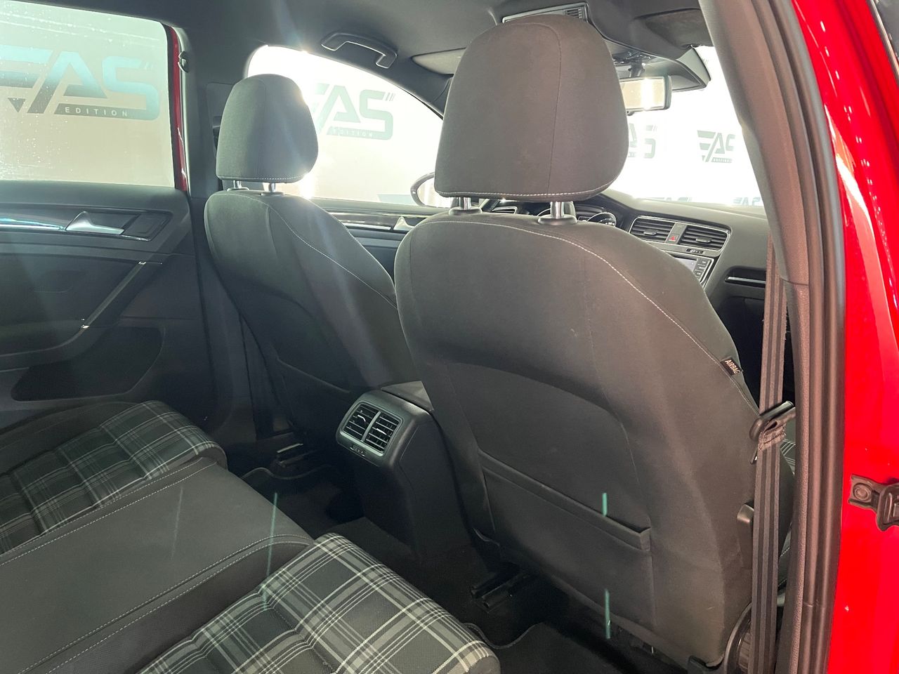 Imagen 146 del Volkswagen Golf en Auto Select Edition, Figueres
