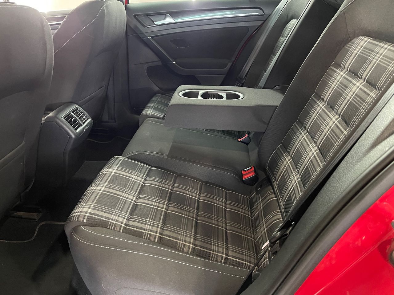 Imagen 78 del Volkswagen Golf en Auto Select Edition, Figueres