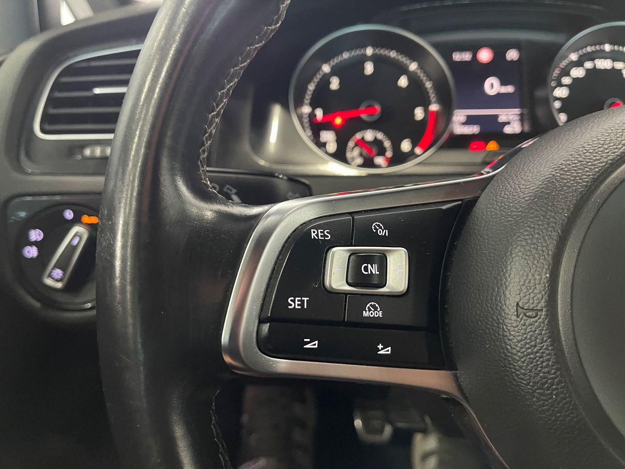 Imagen 61 del Volkswagen Golf en Auto Select Edition, Figueres