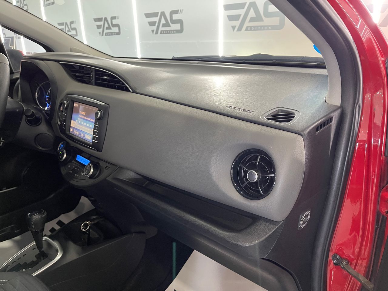 Imagen 108 del Toyota Yaris en Auto Select Edition, Palafrugell