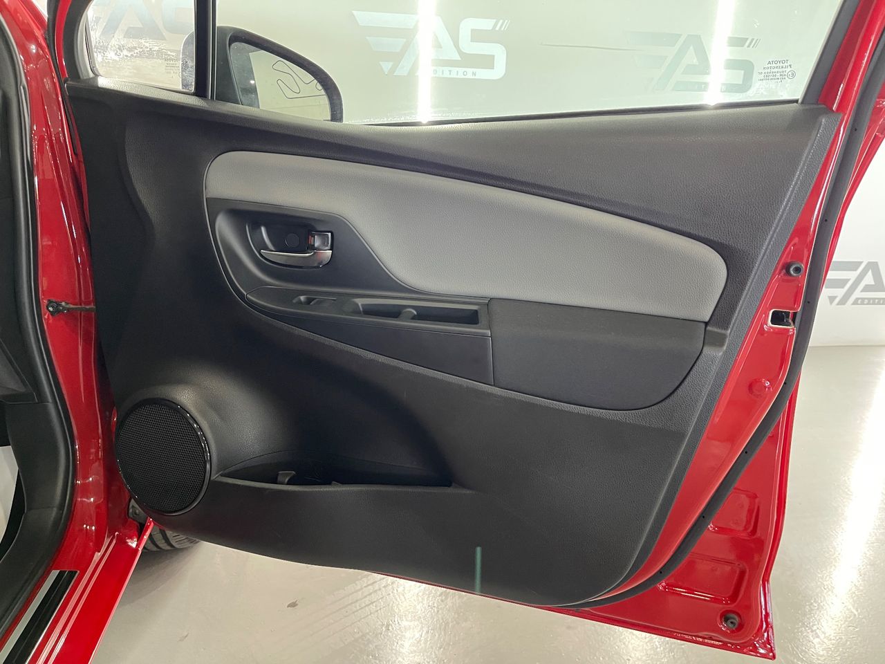 Imagen 100 del Toyota Yaris en Auto Select Edition, Palafrugell