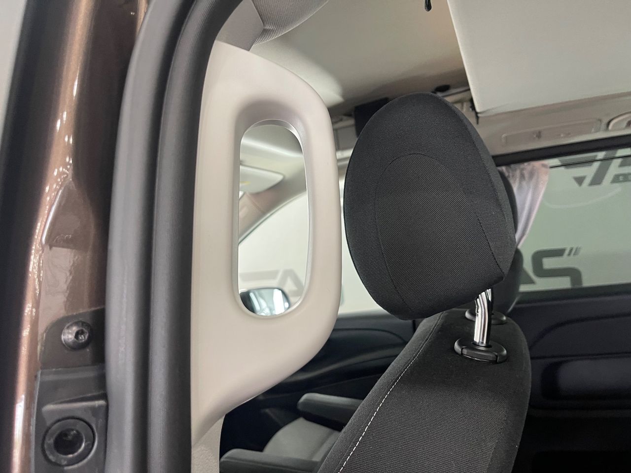 Imagen 128 del Mercedes Clase V en Auto Select Edition, Figueres