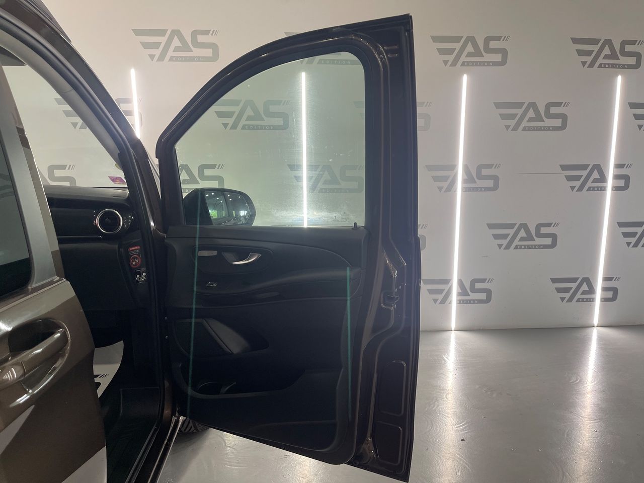 Imagen 96 del Mercedes Clase V en Auto Select Edition, Figueres