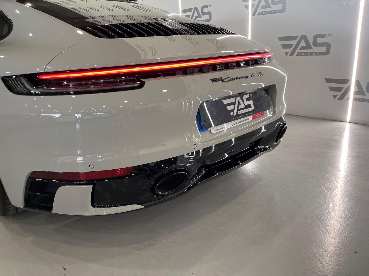 Imagen 100 del Porsche 911 en Auto Select Edition, Figueres