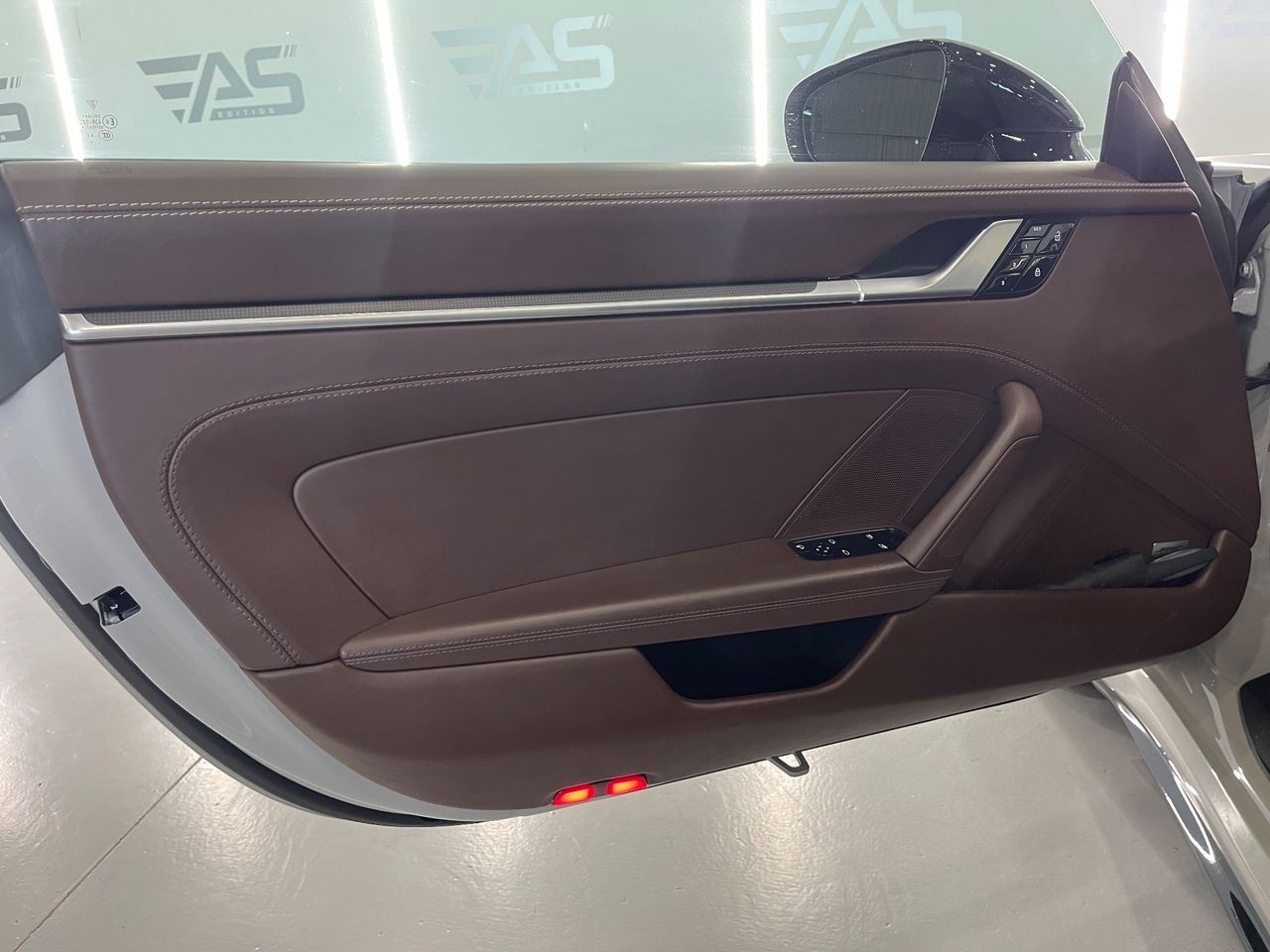 Imagen 169 del Porsche 911 en Auto Select Edition, Figueres