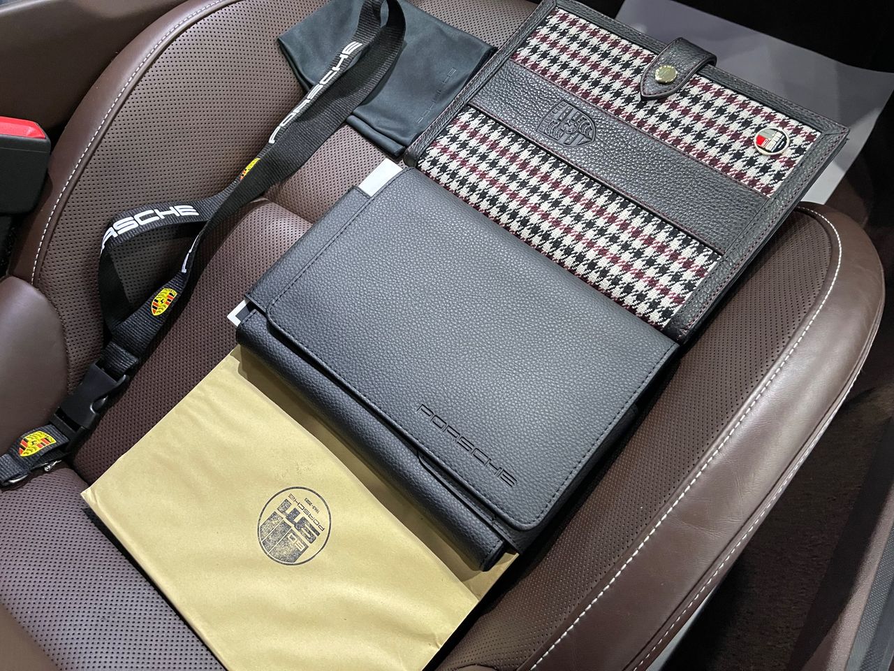 Imagen 17 del Porsche 911 en Auto Select Edition, Figueres