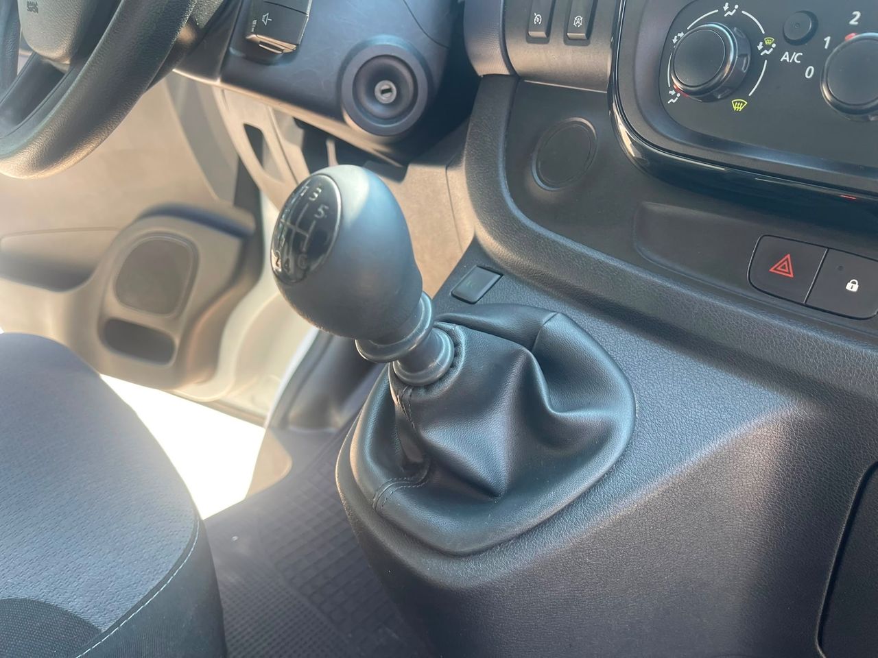 Imagen 143 del Opel Vivaro en Auto Select Edition, Figueres