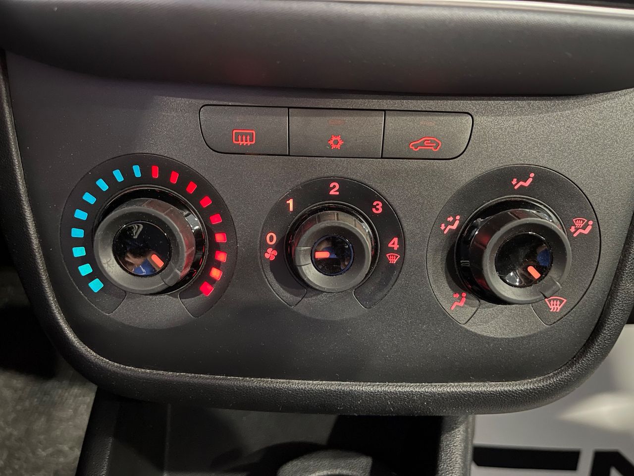 Imagen 78 del Fiat Punto en Auto Select Edition, Figueres