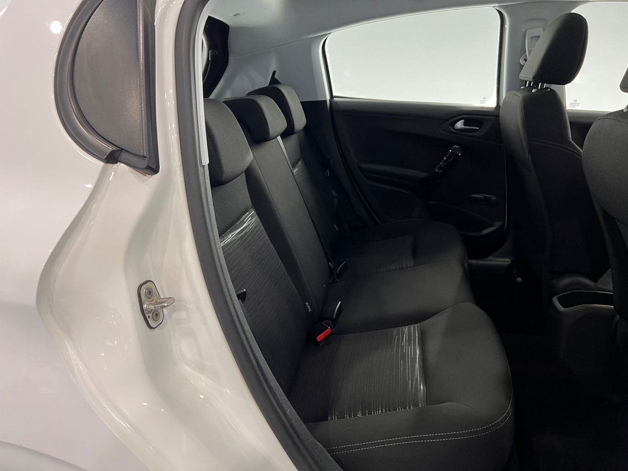 Imagen 58 del Peugeot 208 en Auto Select Edition, Palafrugell