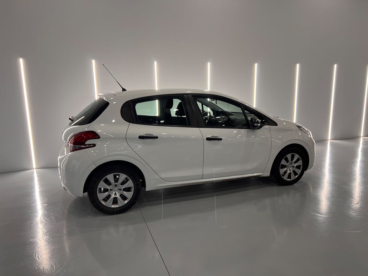 Imagen 9 del Peugeot 208 en Auto Select Edition, Palafrugell