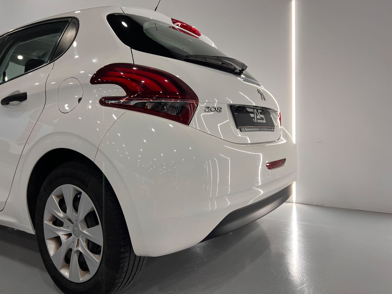Imagen 32 del Peugeot 208 en Auto Select Edition, Palafrugell