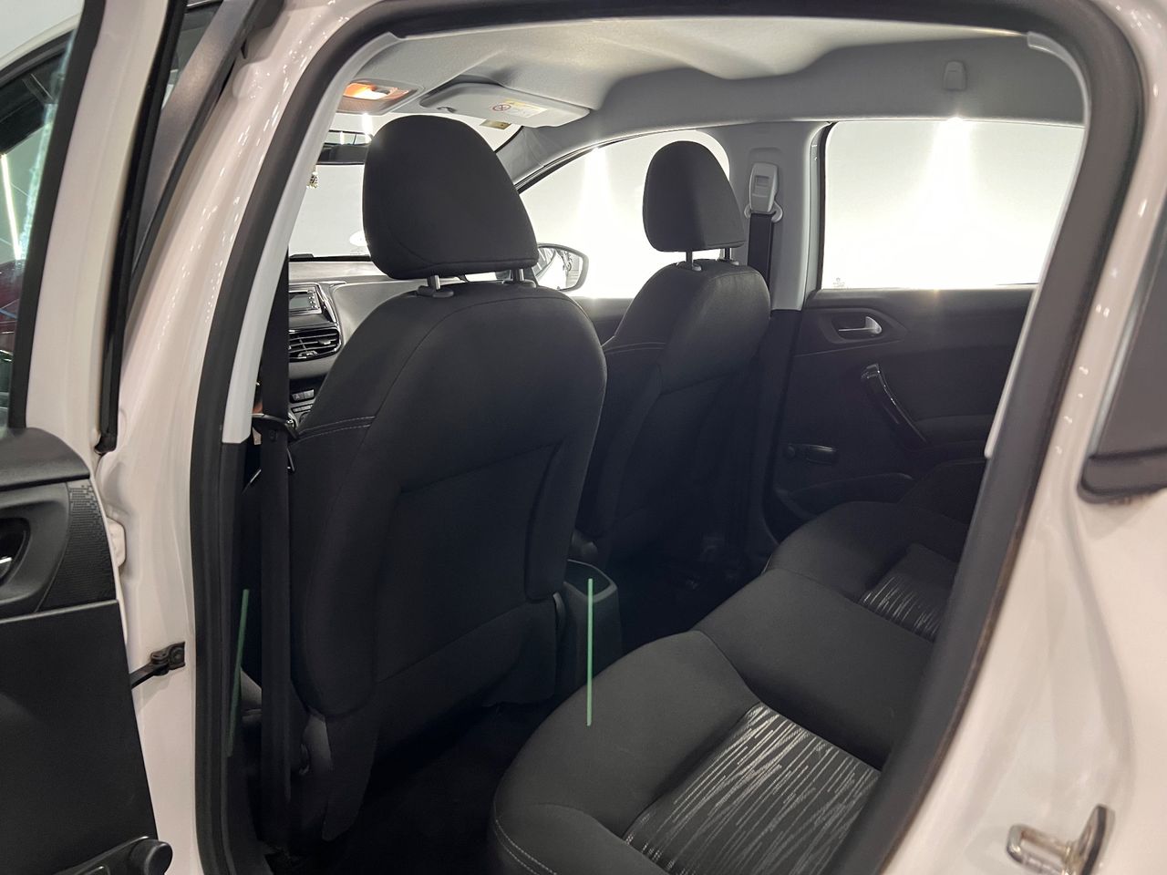 Imagen 61 del Peugeot 208 en Auto Select Edition, Palafrugell
