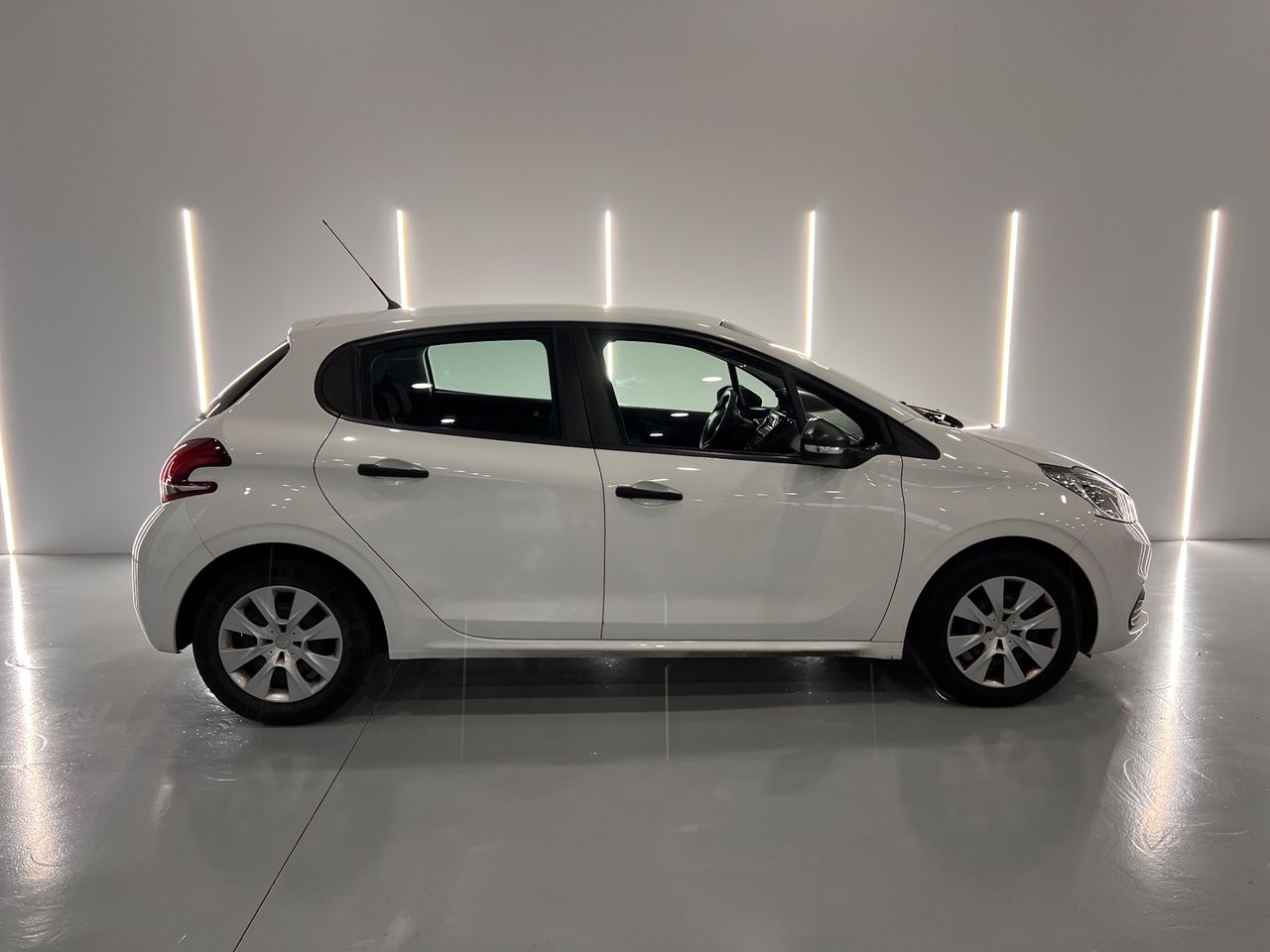 Imagen 7 del Peugeot 208 en Auto Select Edition, Palafrugell