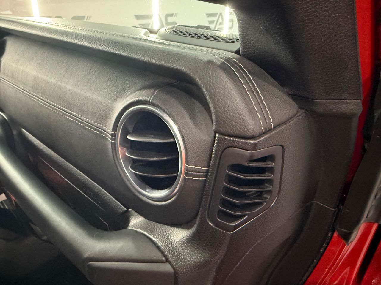 Imagen 32 del Jeep Wrangler en Auto Select Edition, Figueres