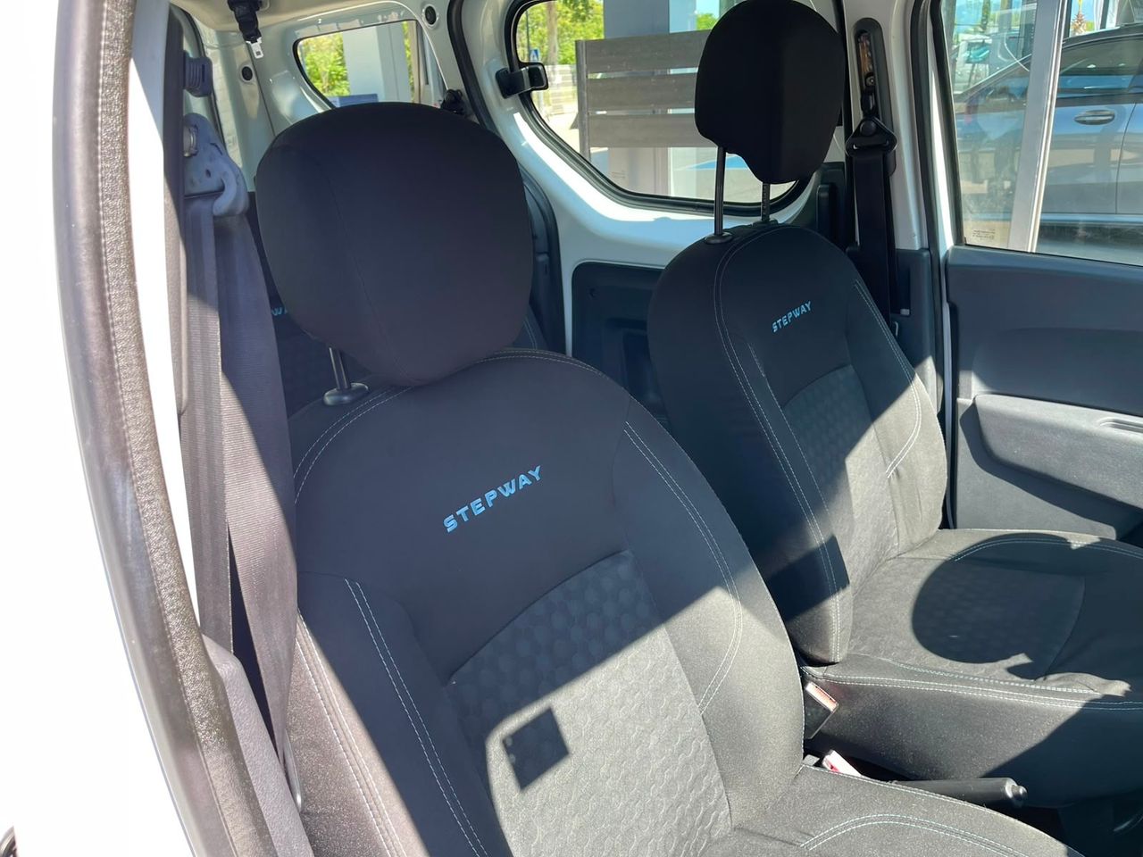 Imagen 47 del Dacia Dokker en Auto Select Edition, Figueres