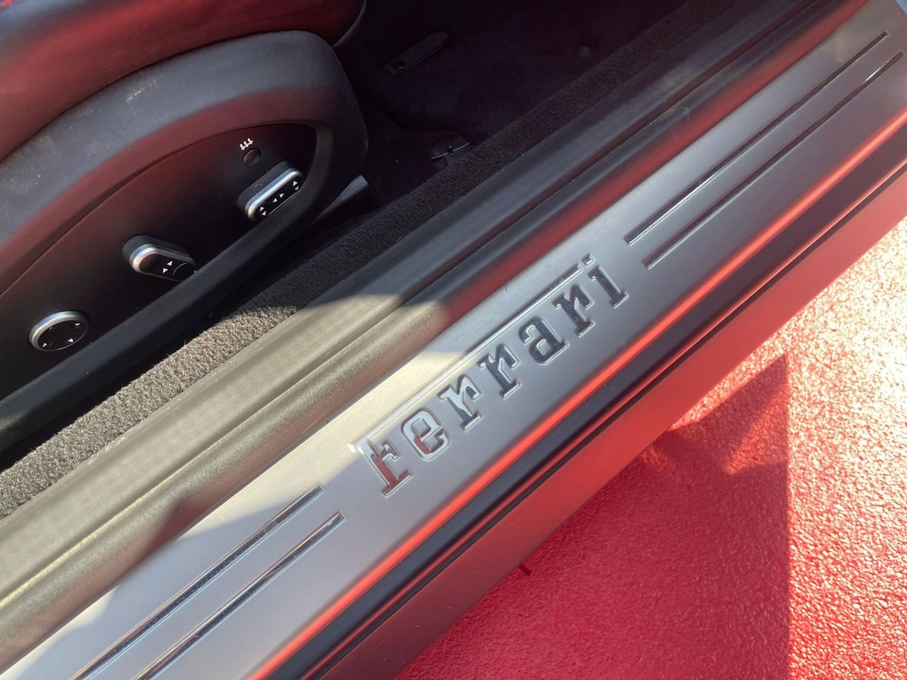 Imagen 27 del Ferrari GTC4 en Auto Select Edition, Figueres