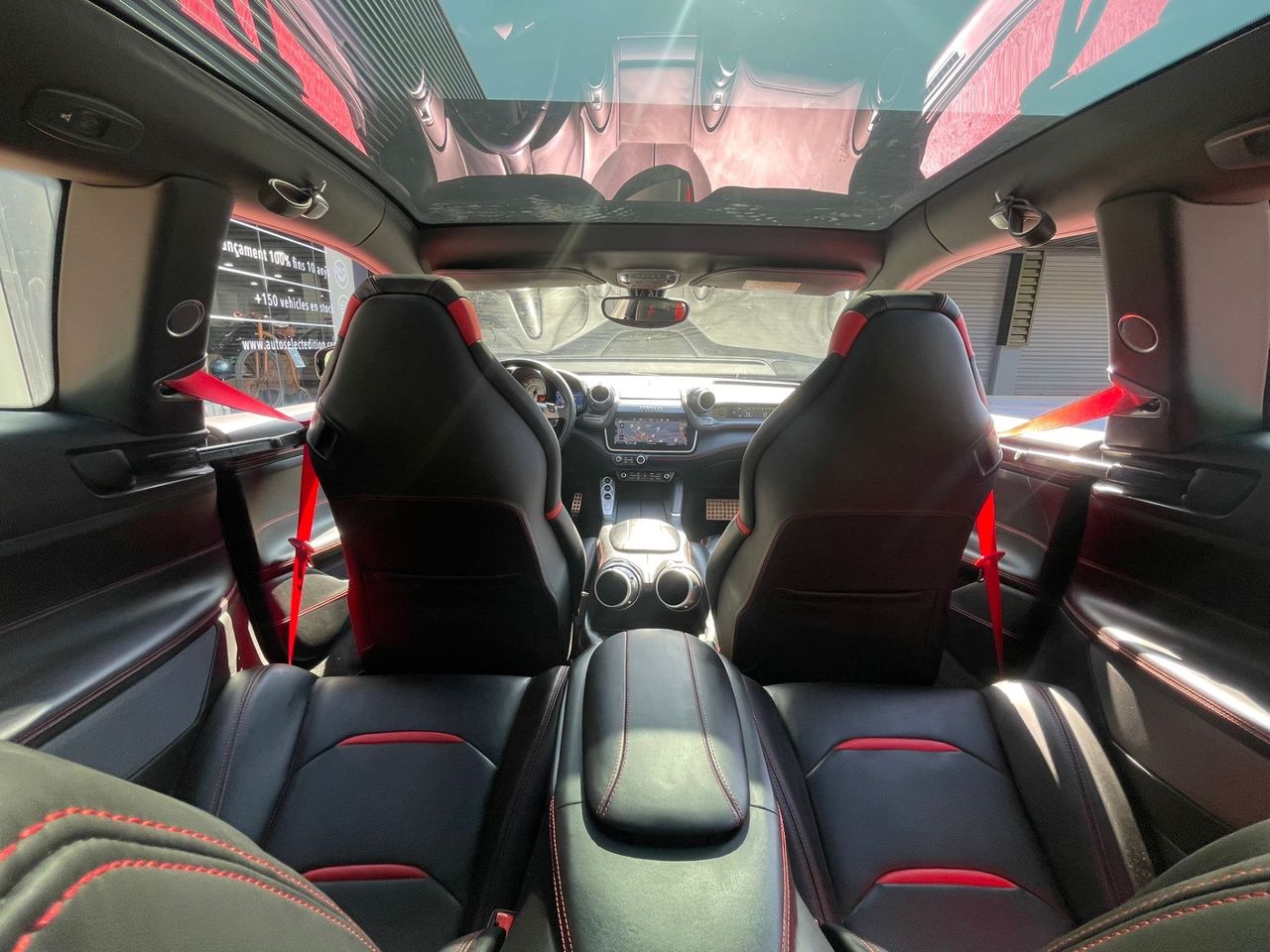 Imagen 25 del Ferrari GTC4 en Auto Select Edition, Figueres