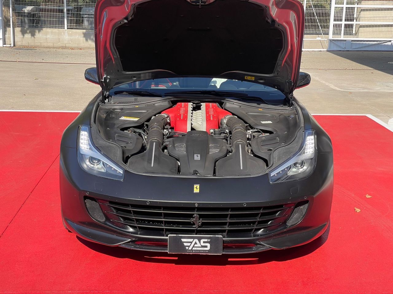 Imagen 10 del Ferrari GTC4 en Auto Select Edition, Figueres